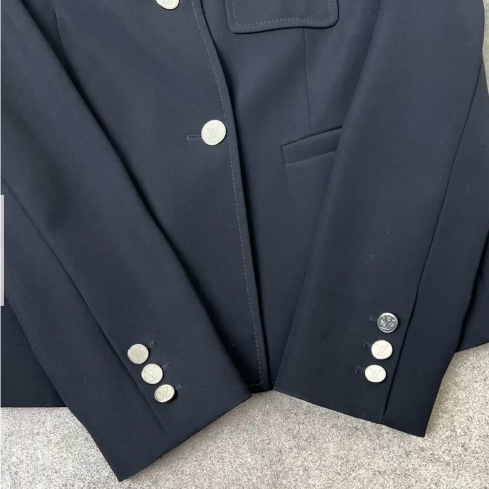 Louis Vuitton Uninformes women’s blazer.